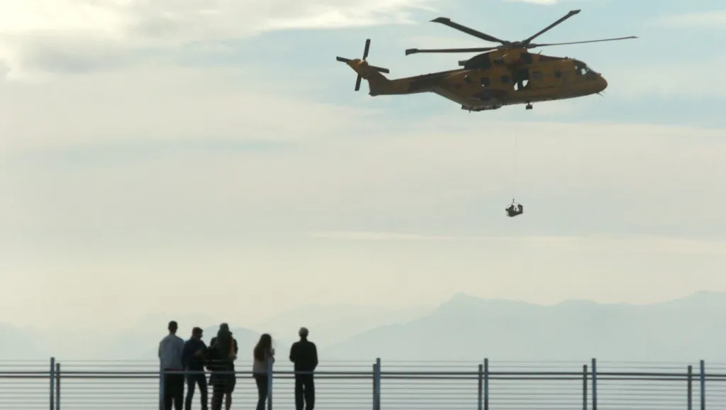 Two found by rescuers on B.C. lakeshore in Sea to Sky region after plane ‘submerged’
