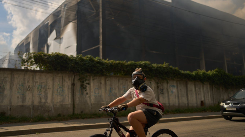 Putin and Zelenskyy agree to pause strikes on Kyiv and Moscow during talks with US envoys