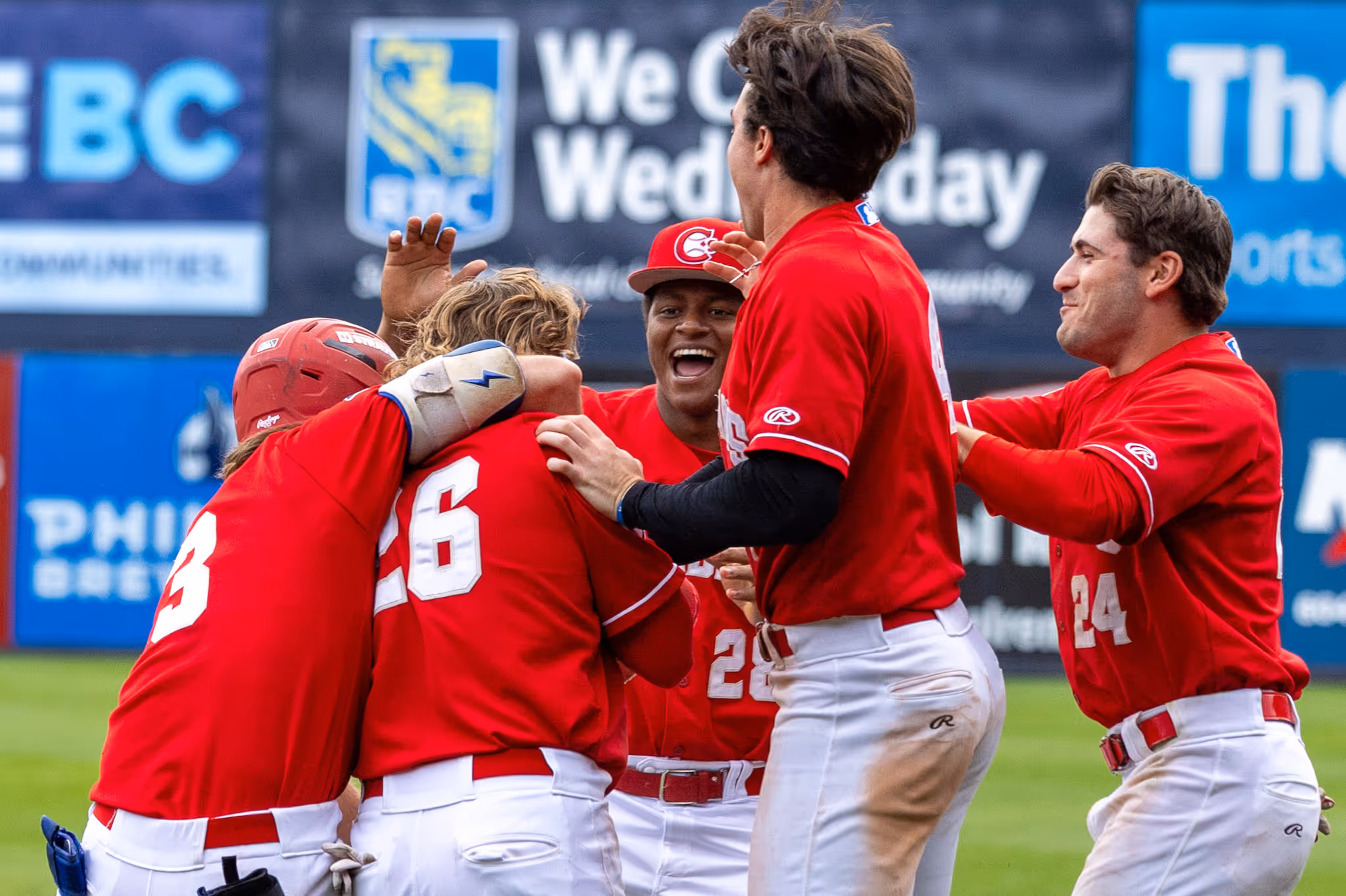 Vancouver Canadians gear up for playoffs with 75-cent hot dogs and $5 beers